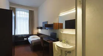 Uno Smart 056 Hotel 3*