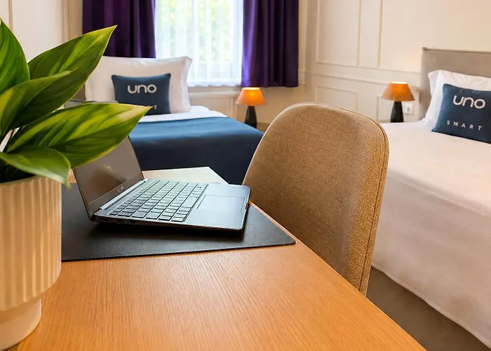 Uno Smart 056 3*